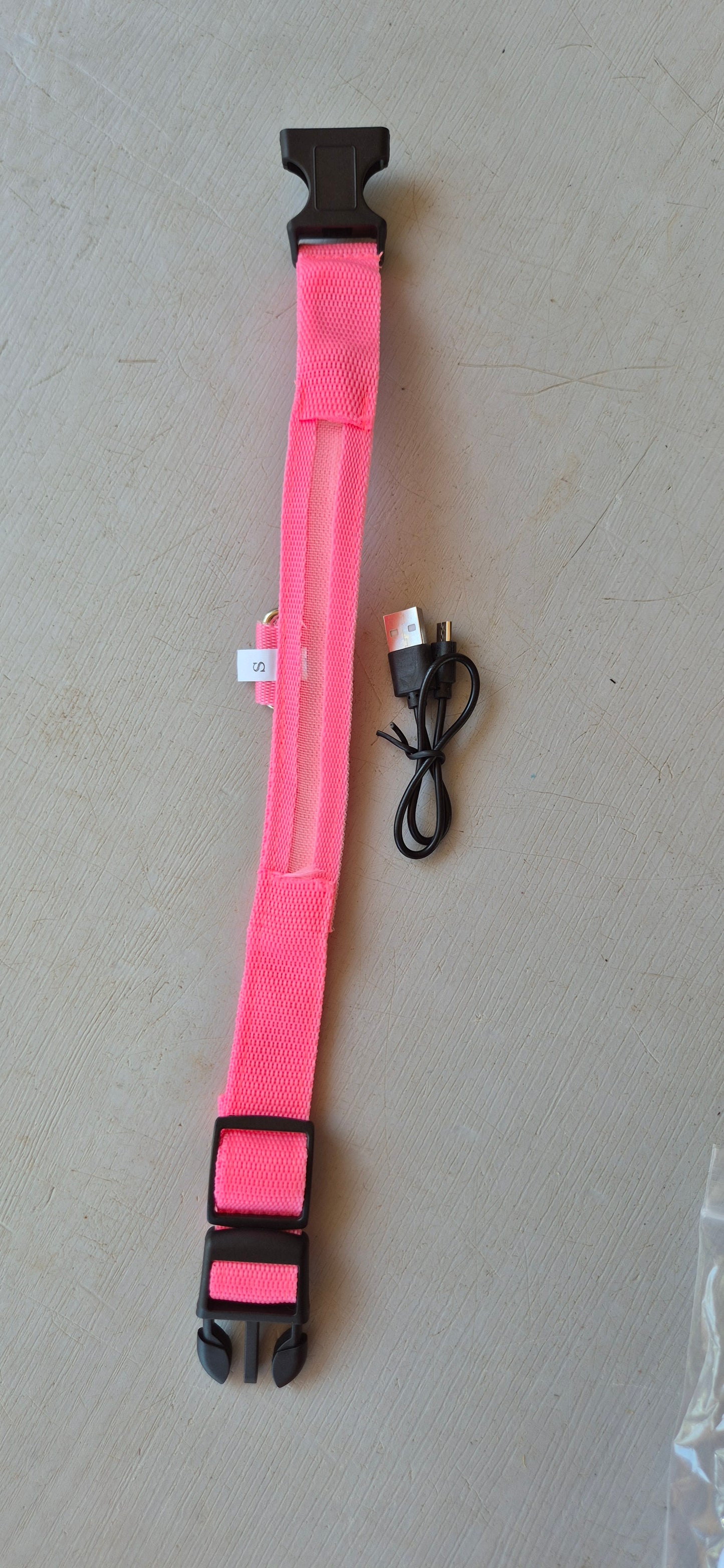 Adjustable material Glow Collar